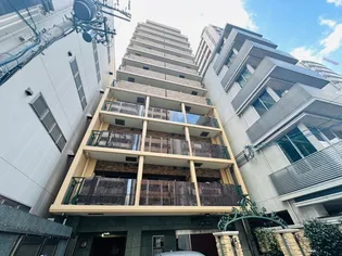 ジュネーゼグラン心斎橋東【8階】の外観