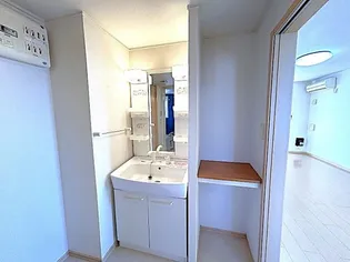 メビウス鏡III番館【1階】の内装