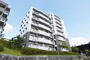 UR日進香久山花の街【5階】の外観