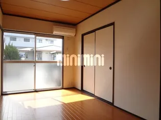 タウニーラポール【1階】の内装