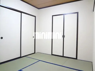 タウニーラポール【1階】の内装