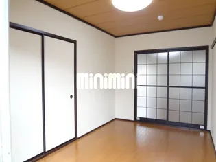 タウニーラポール【1階】の居間