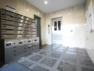 サンマリ-鶴瀬【7階】の外観