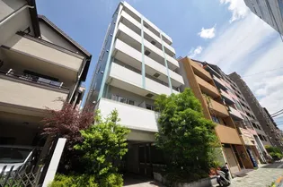 スパッジオ上野東【6階】の外観