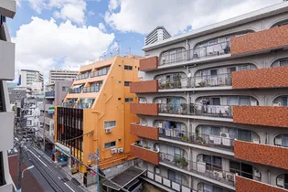 東京都目黒区東山3【マンション】の外観