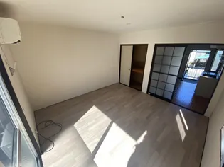 メゾン月見ヶ丘【1階】の居間