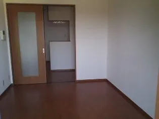 サンライズコース都筑【2階】の居間