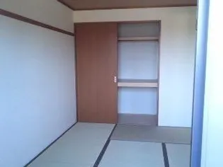 サンライズコース都筑【2階】の内装