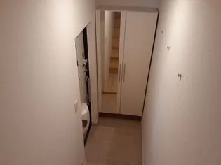 ユニゾン花月II【2階】の玄関