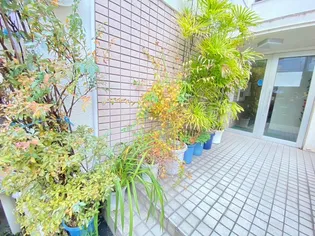 グレージュビルの画像