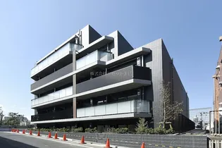 アクサスレジデンス外苑【2階】の外観