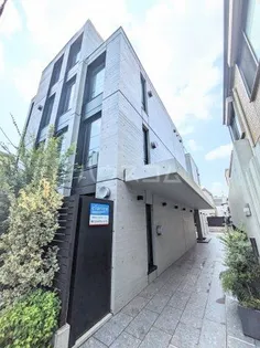 Lapule 明大前【3階】の外観