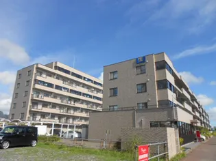 芦野マンション2号棟の外観