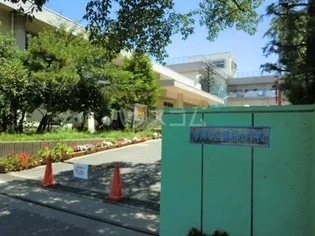 AKマンション【3階】の周辺