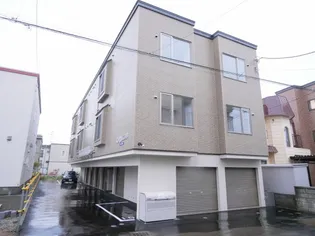 ラパス月寒の画像