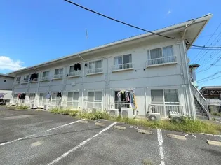 日新ハイツA棟【1階】の外観