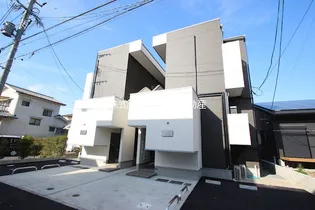 CB坪井アザレア【1階】の外観