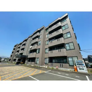 グランディルジンの画像