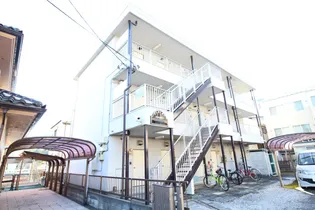 シャトル井上の画像