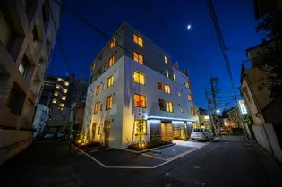 東京都中野区中野5【マンション】の外観