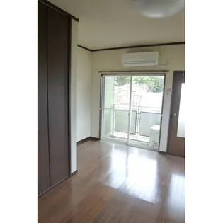 桜丘ハイツ【2階】の居間