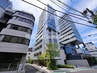 ピアース新宿三丁目【4階】の外観