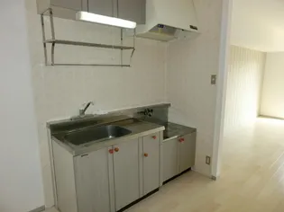 ルミエール10【1階】のキッチン