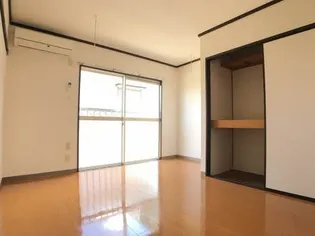 ラフォーレハイツ【1階】の外観