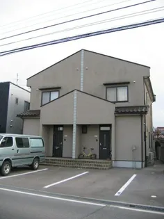 ピサリ本郷B棟の外観