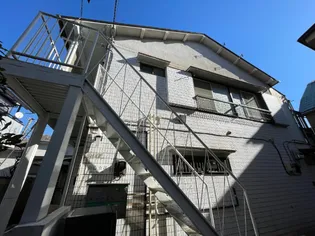 白百合荘の画像