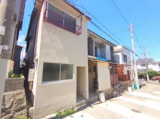 兵庫県川西市霞ケ丘2【一戸建】の外観