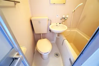 大伸参番館【1階】の内装