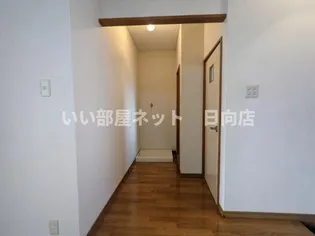 セントラルハイツ【2階】の玄関