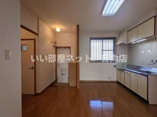 セントラルハイツ【2階】の居間