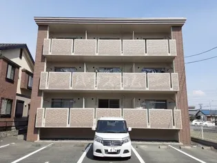 プランドール【1階】の外観