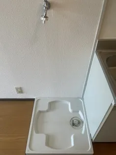 サニーパレスザウエスト【3階】の内装