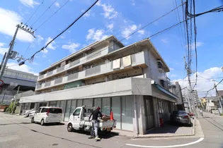 サンライフ若草【4階】の外観