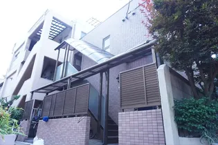 東京都渋谷区本町5【マンション】の外観