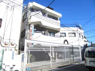 ホワイトキャビン【2階】の外観