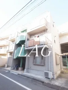 東京都新宿区南元町【マンション】の外観