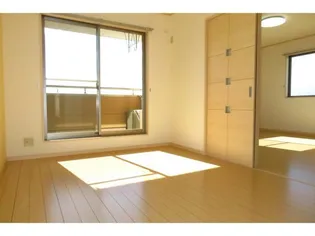 アメジストステージ(茂呂町)【2階】の居間