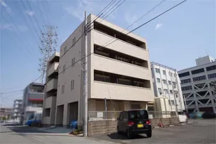 シャーメゾン マムの画像