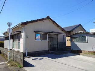 宮崎県日向市新生町1【一戸建】の外観