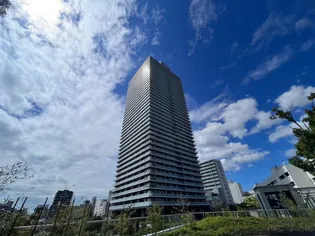 大阪府高槻市白梅町【マンション】の外観