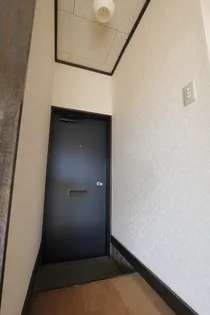 横山ハイツA【2階】の玄関