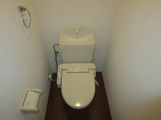 ウィルモア城東【2階】の内装