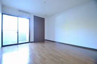 サンフレグランス【1階】の居間