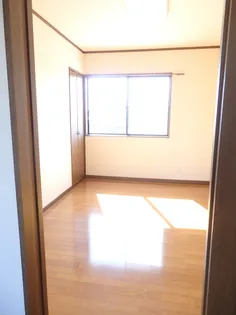 デュープレックス宮野浦の居間