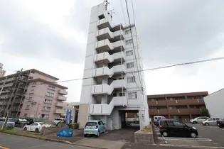 エクスクリエ上脇【4階】の外観