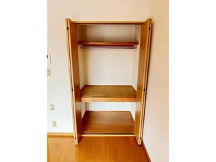 フェヴァリーF【2階】の内装